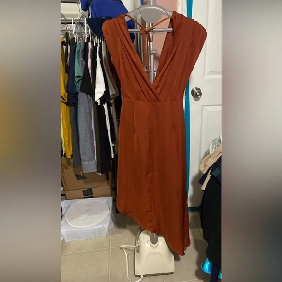 Forever21 Asymmetrical Dress - Picture 4 of 5